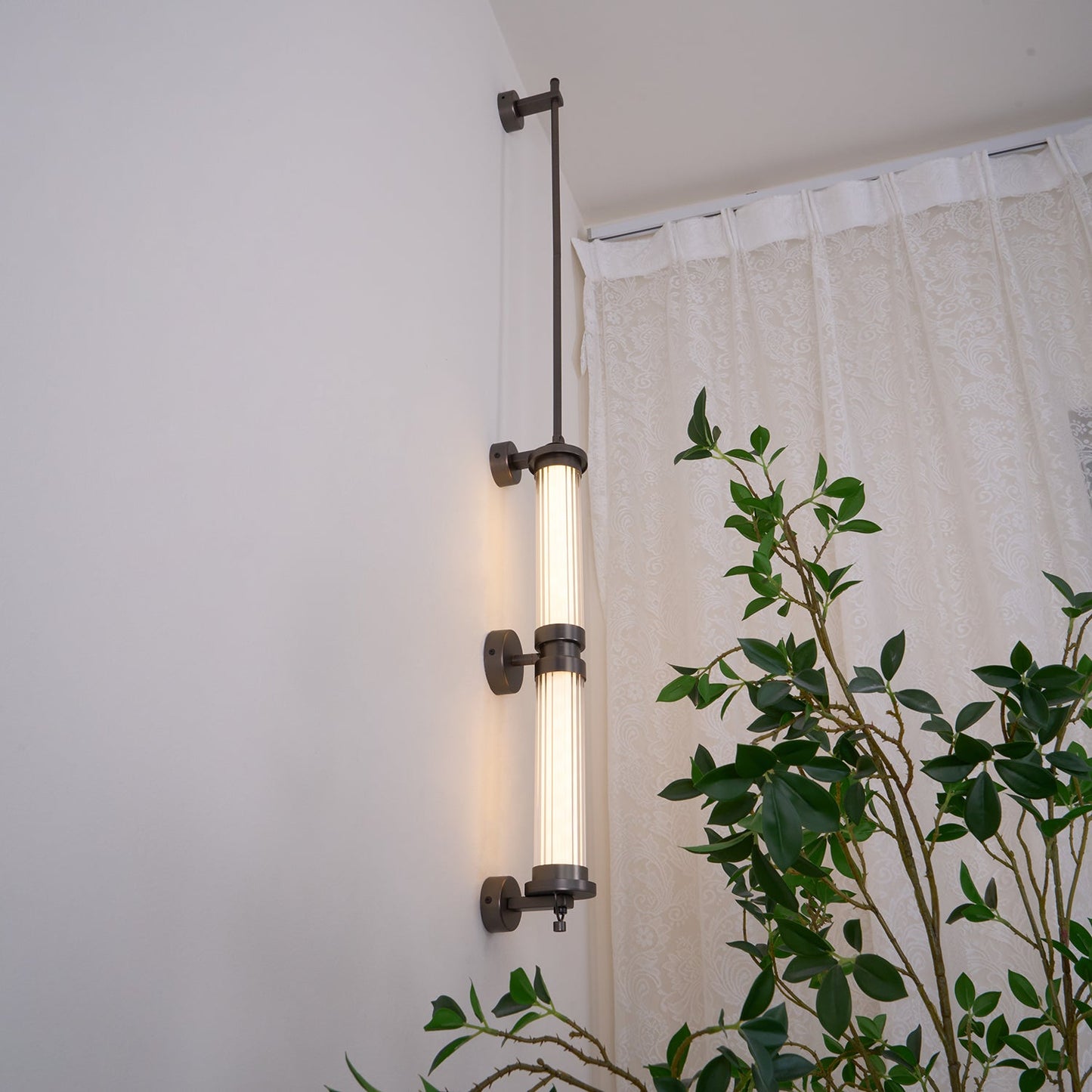 Meridian Vertical Wall Sconce LED Indoor Lighting Fixture