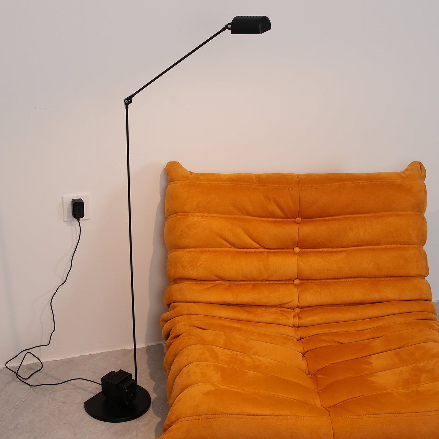 Dynamo Floor Lamp with LED Light and Adjustable Arms