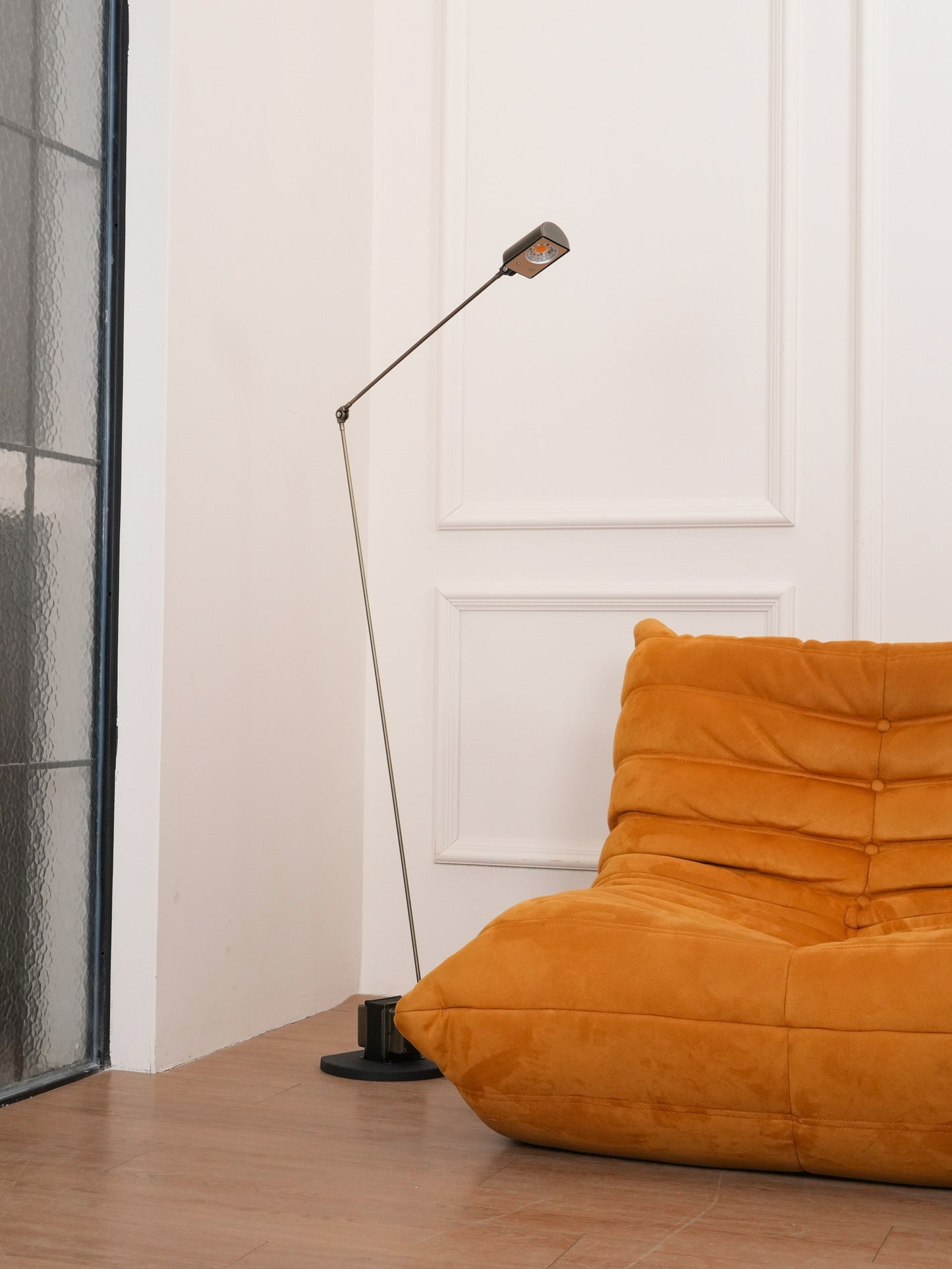 Dynamo Floor Lamp with LED Light and Adjustable Arms