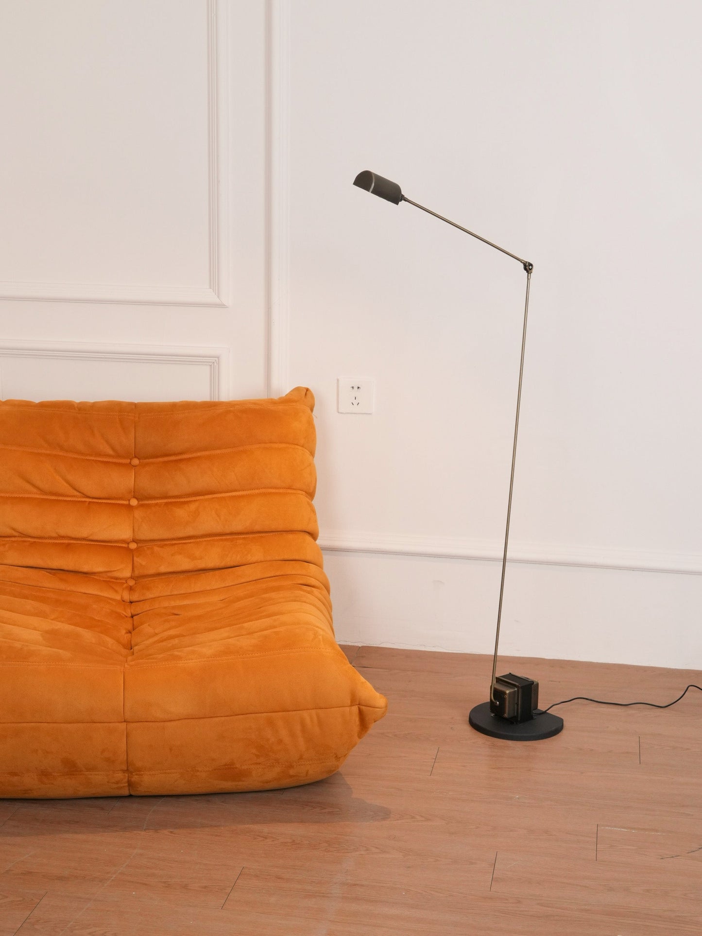 Dynamo Floor Lamp with LED Light and Adjustable Arms