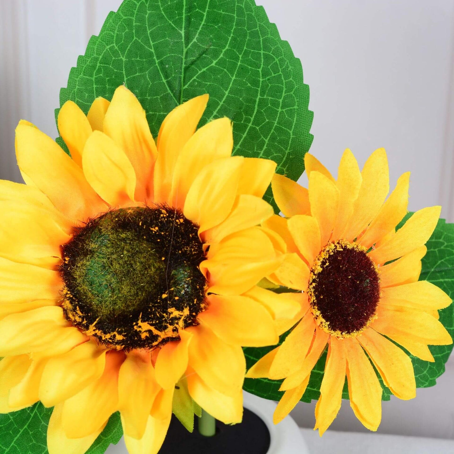Modern Creative Simulation Sunflower LED Table Lamp