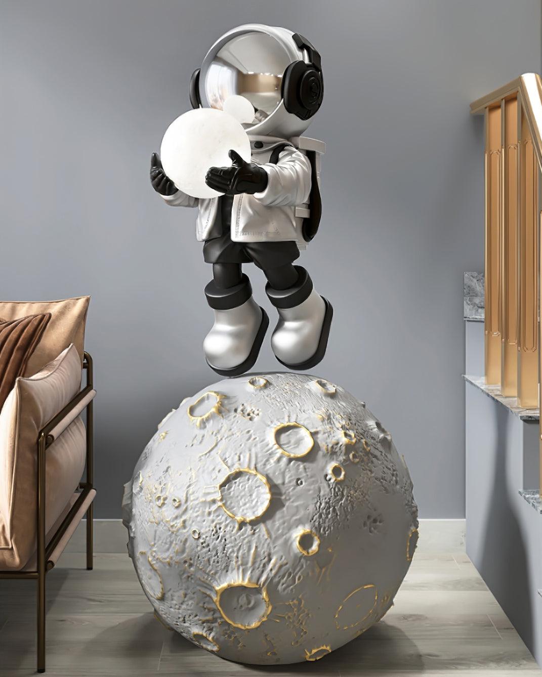 Diver Astronaut Built-in Battery Floor Lamp LED Indoor Decor