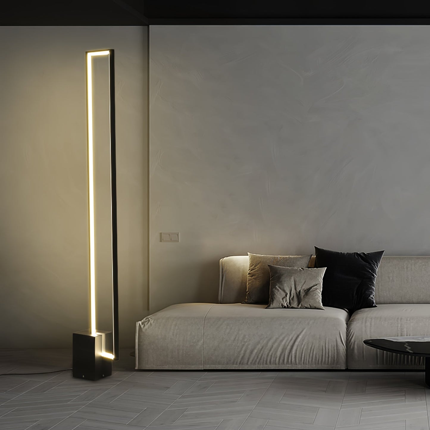 Edge Floor Lamp with Integrated LED - Modern Black Design