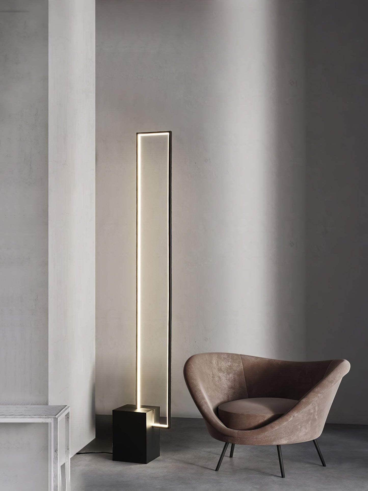 Edge Floor Lamp with Integrated LED - Modern Black Design