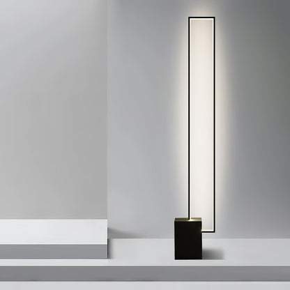 Edge Floor Lamp with Integrated LED - Modern Black Design