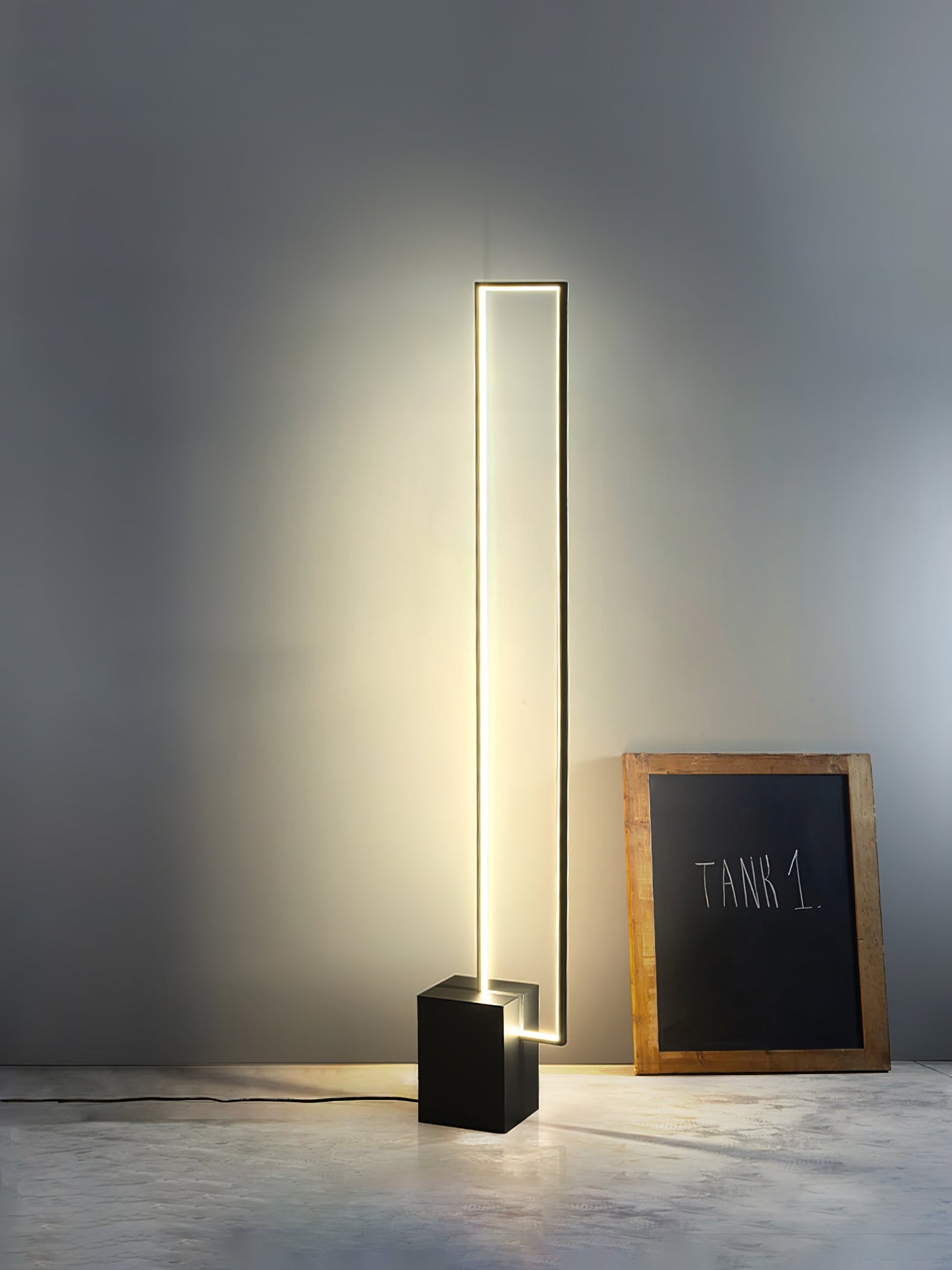 Edge Floor Lamp with Integrated LED - Modern Black Design