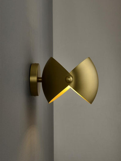 Eirene Wall Lamp - Adjustable Brass LED Light Fixture