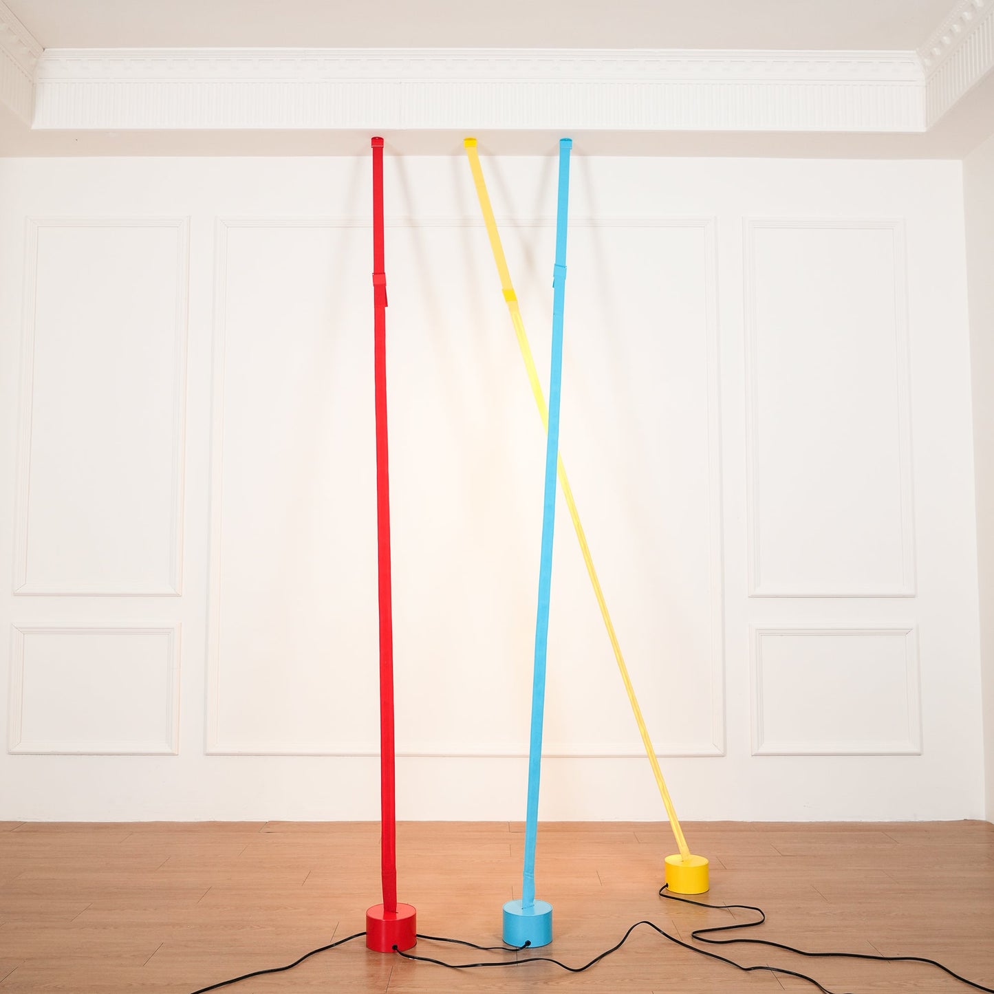 Elastica Arbitrary Floor Lamp with Adjustable LED Light