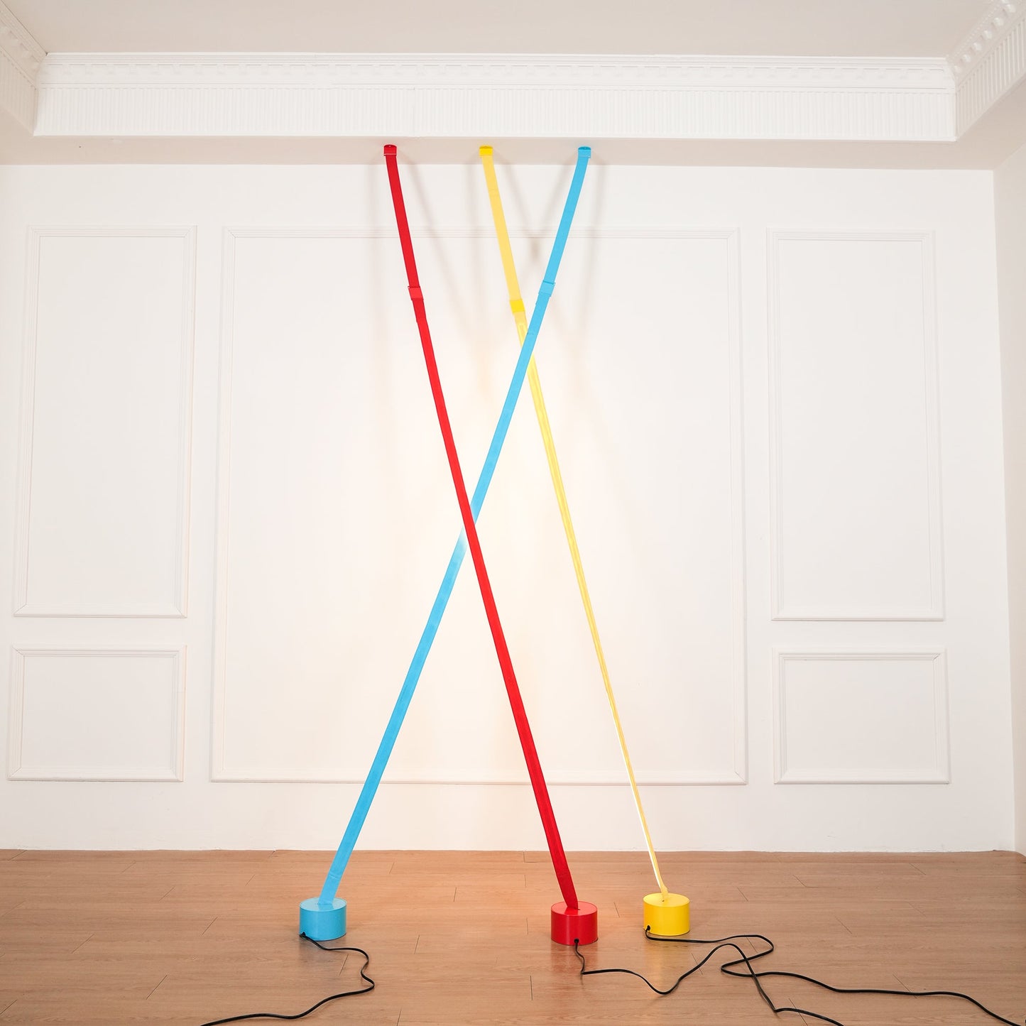 Elastica Arbitrary Floor Lamp with Adjustable LED Light