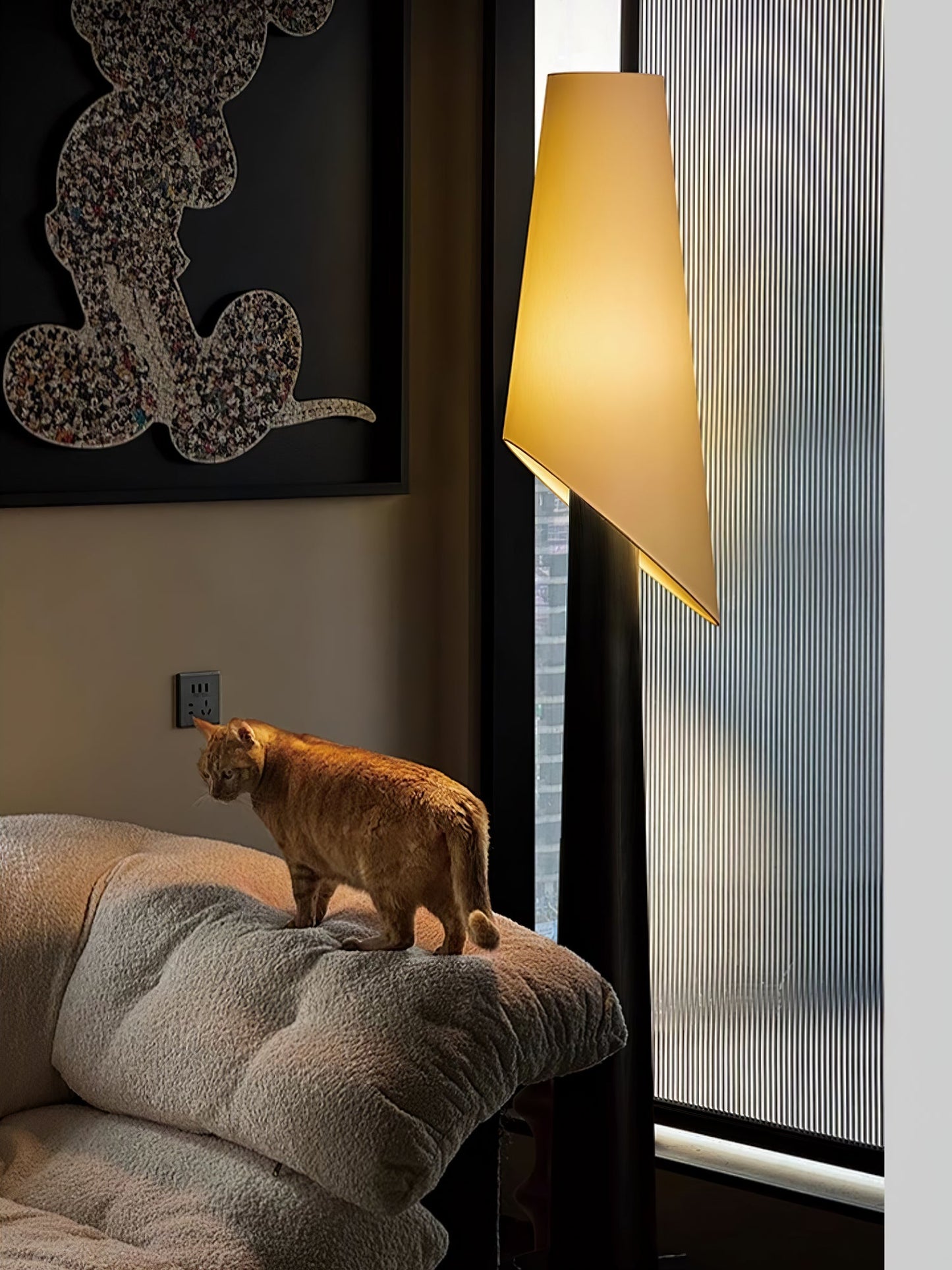 Flag Floor Lamp with LED, Elegant Design for Indoor Use