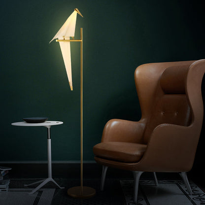 Origami Bird Magnetic Lamp – Stylish and Versatile Lighting