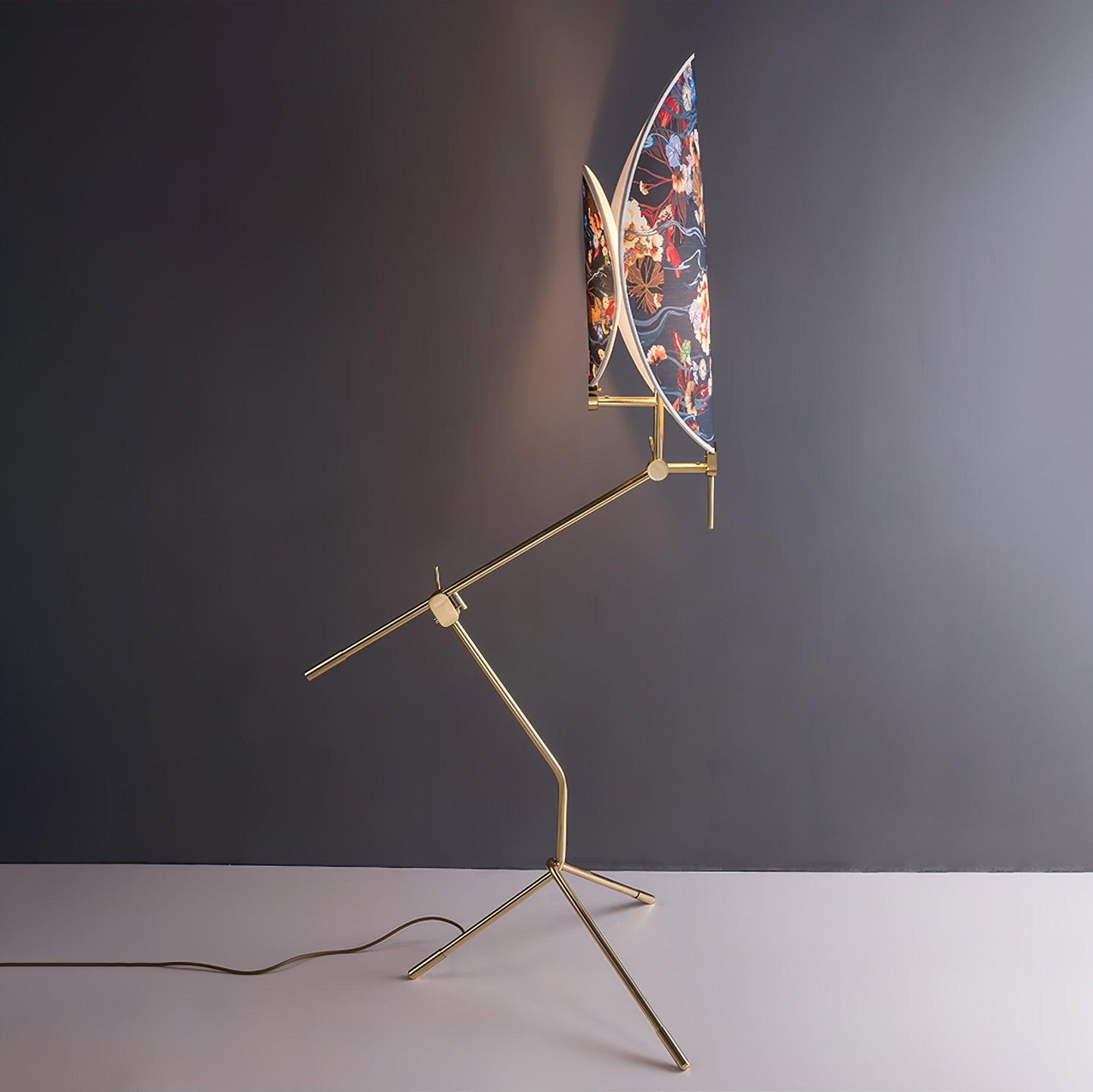Floral Nocturne Floor Lamp – LED Brass Indoor Light