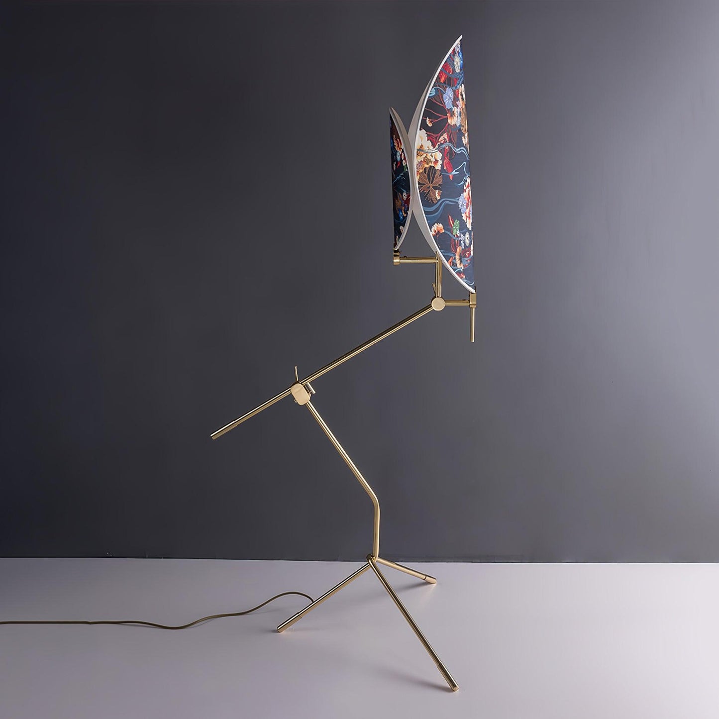 Floral Nocturne Floor Lamp – LED Brass Indoor Light
