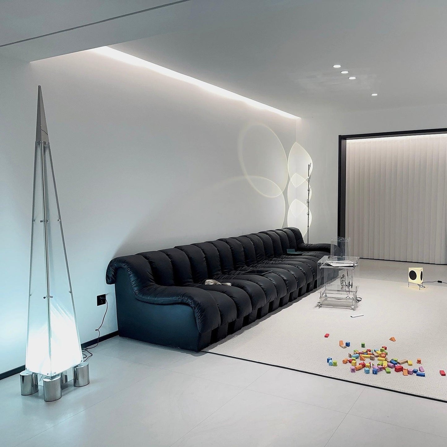 Fragment Floor Lamp - LED Glass Design, Indoor Lighting