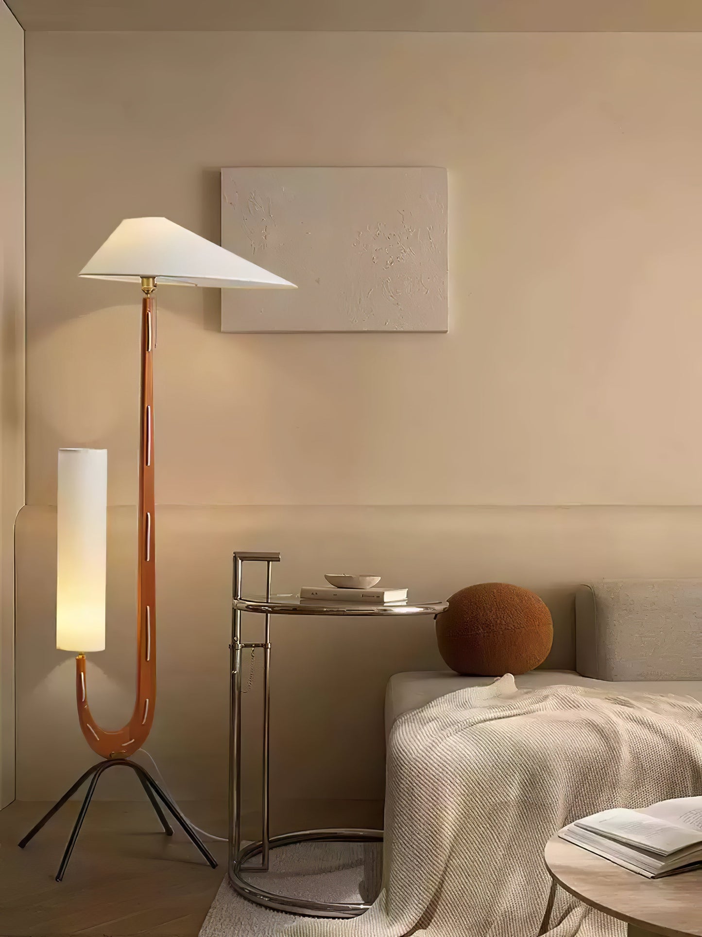 Giraffe Floor Lamp with LED Light - Mid Century Design