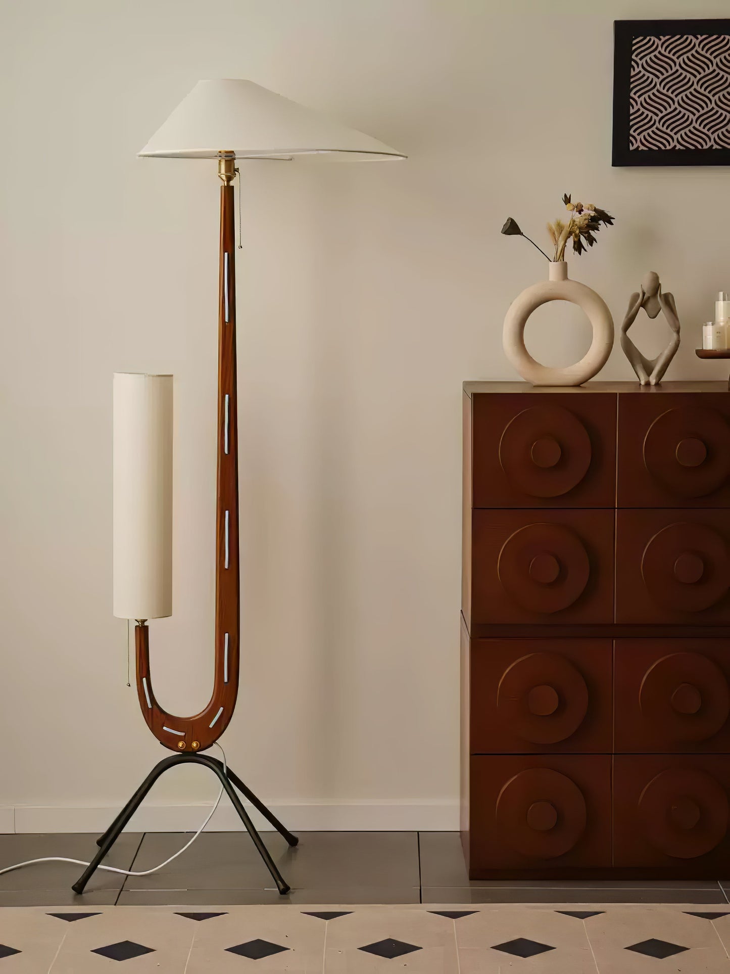 Giraffe Floor Lamp with LED Light - Mid Century Design