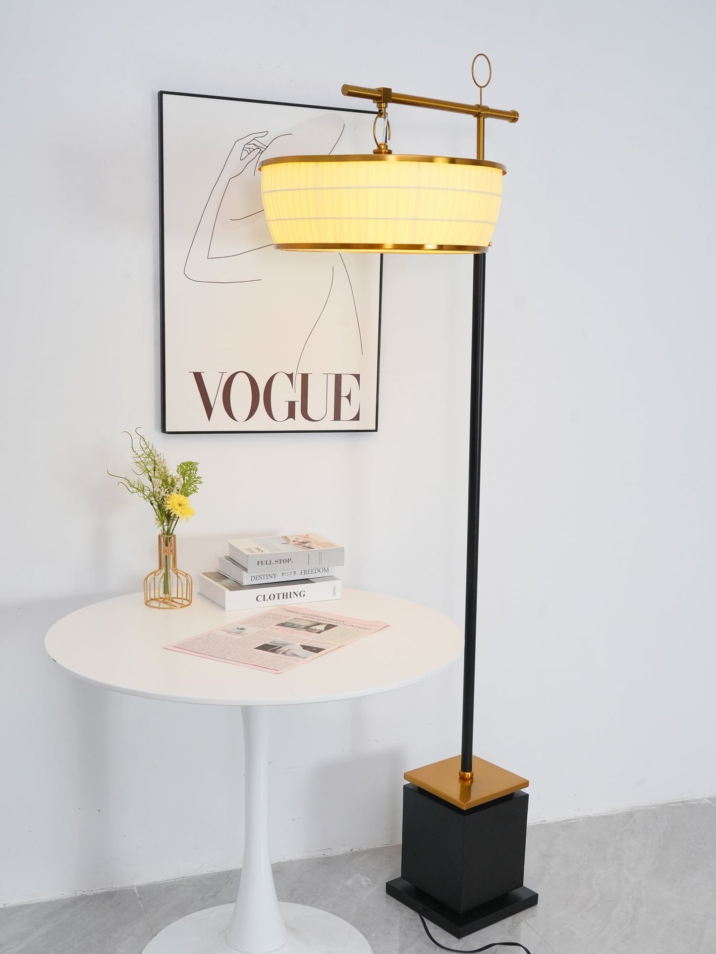 Hejun Fabric Floor Lamp with LED Bulb - Indoor Lighting