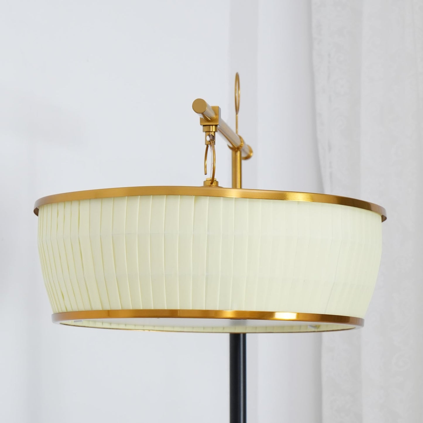 Hejun Fabric Floor Lamp with LED Bulb - Indoor Lighting