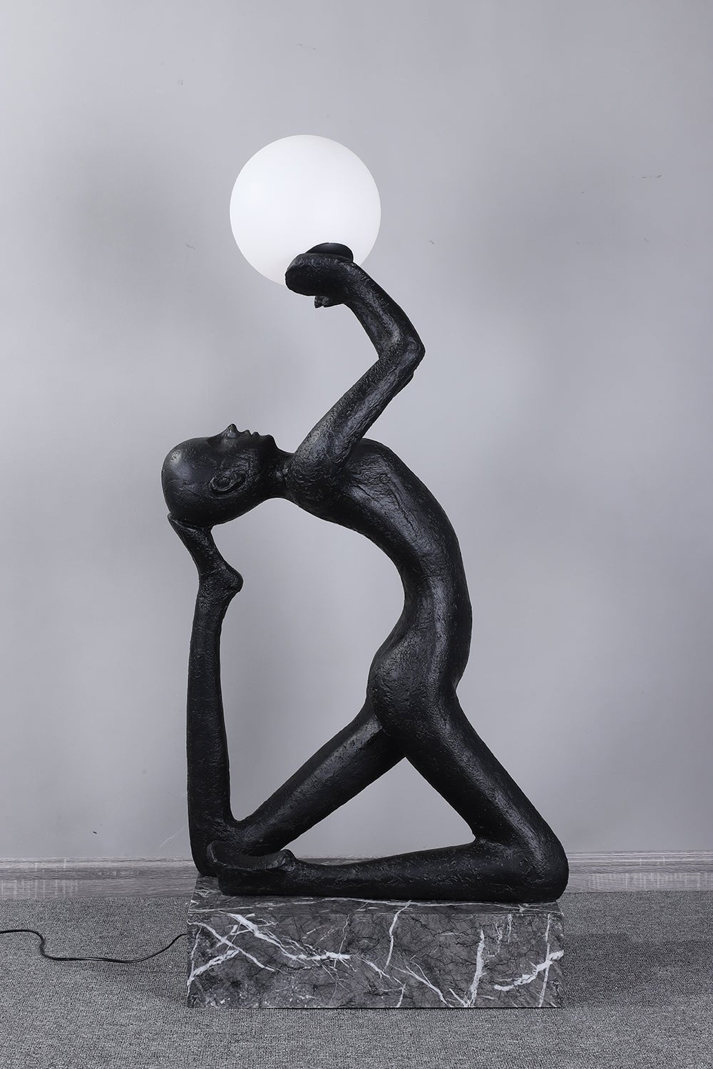 Isadora Sculpture Floor Lamp - Modern LED Indoor Lighting