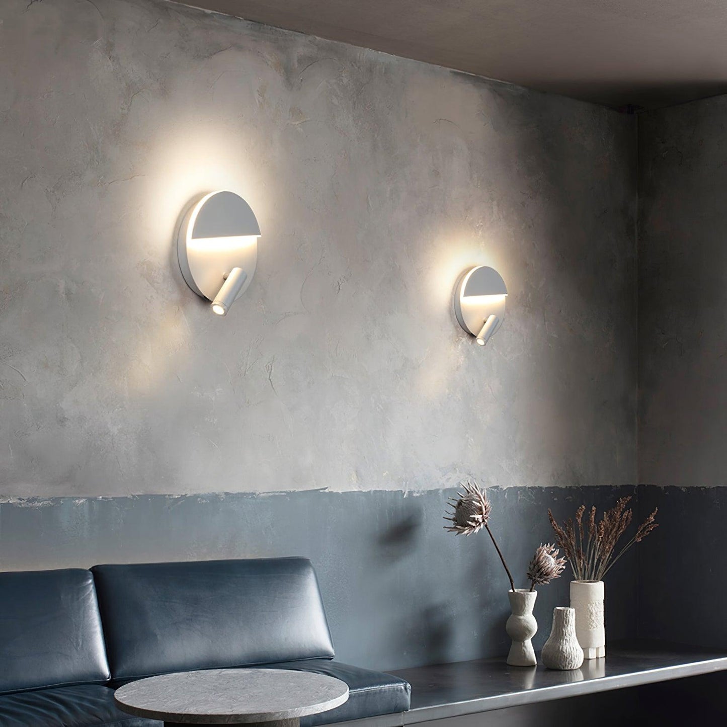 Kneeland Rotatable Wall Lamp with Integrated LED Light