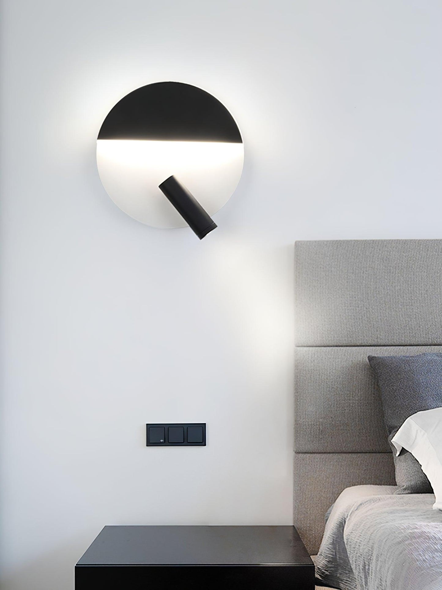 Kneeland Rotatable Wall Lamp with Integrated LED Light