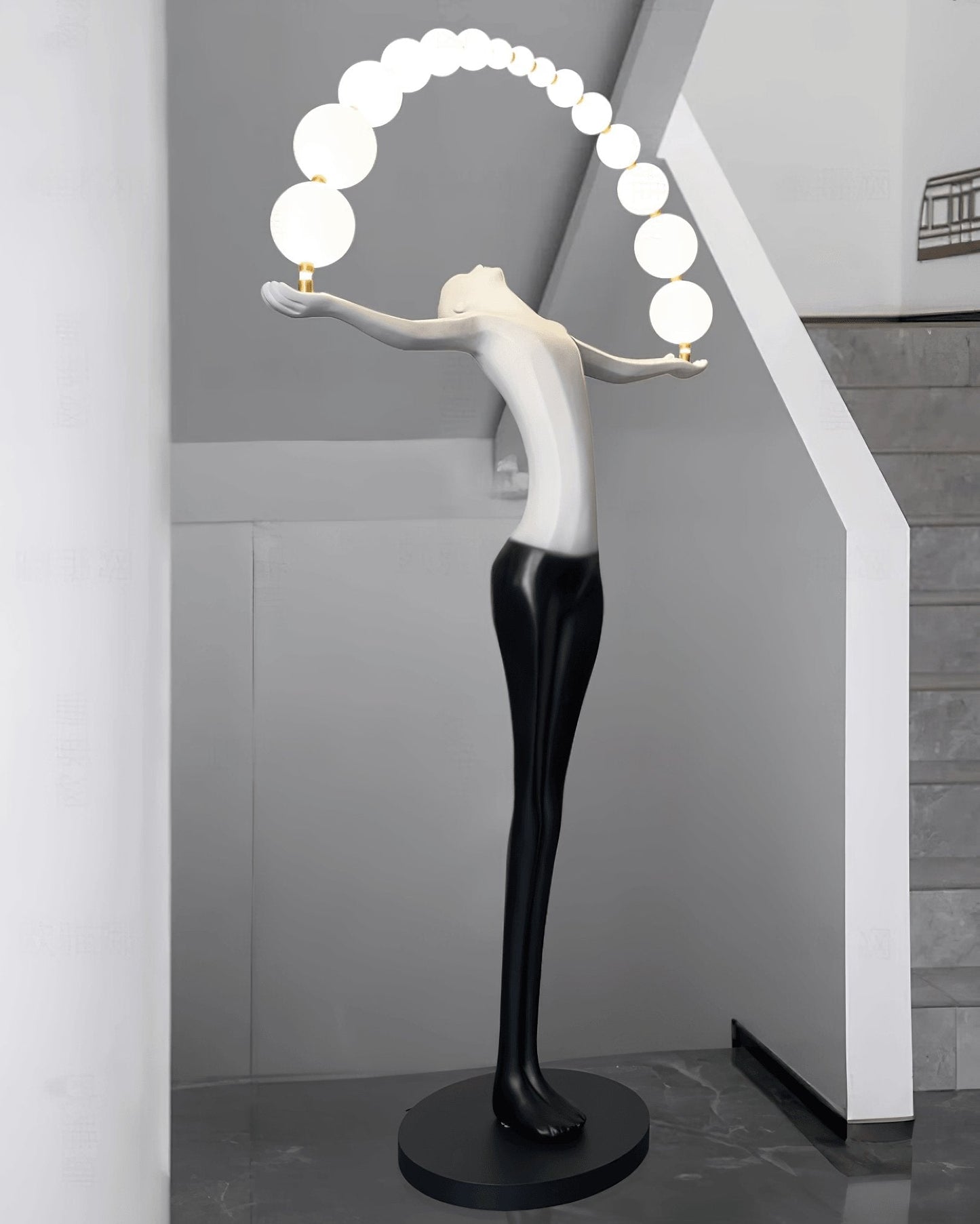 Statue of Liberty Floor Lamp with LED Light - Black Design