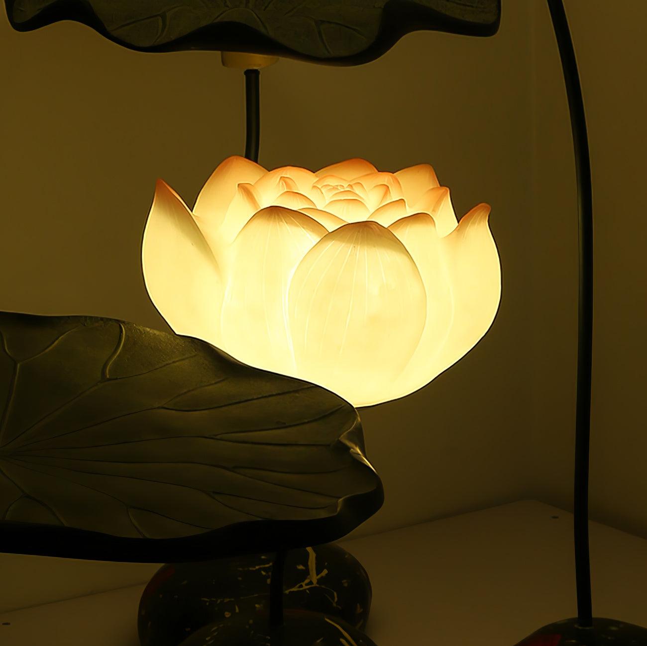 Lotus Floor Lamp with LED, Indoor Floral Design, Pink