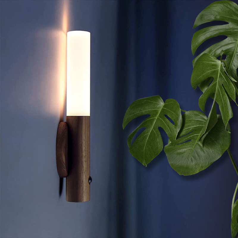 Magnetic Wooden Wall Light – Motion-Sensitive, Warm LED Lighting