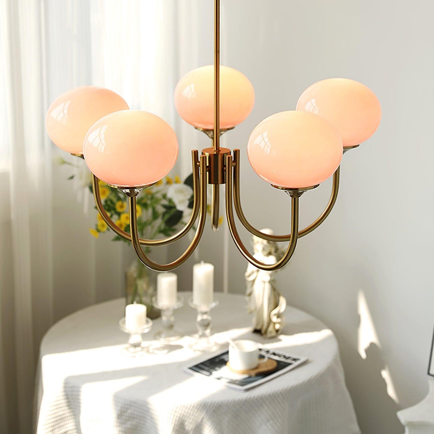 Marshmallow Chandelier – Modern Elegance in a Statement Design