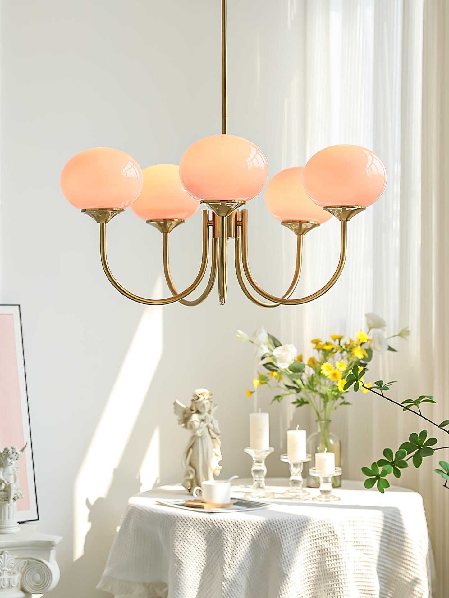 Marshmallow Chandelier – Modern Elegance in a Statement Design