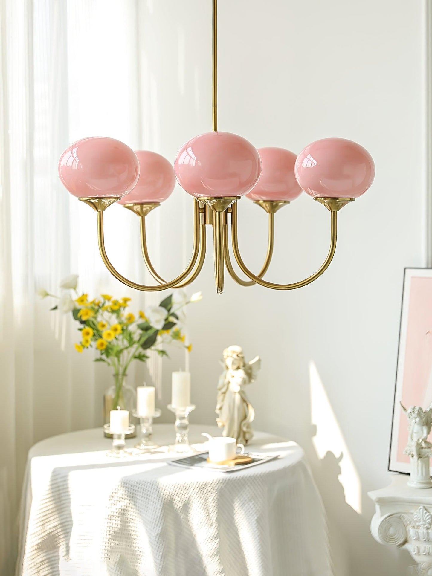 Marshmallow Chandelier – Modern Elegance in a Statement Design