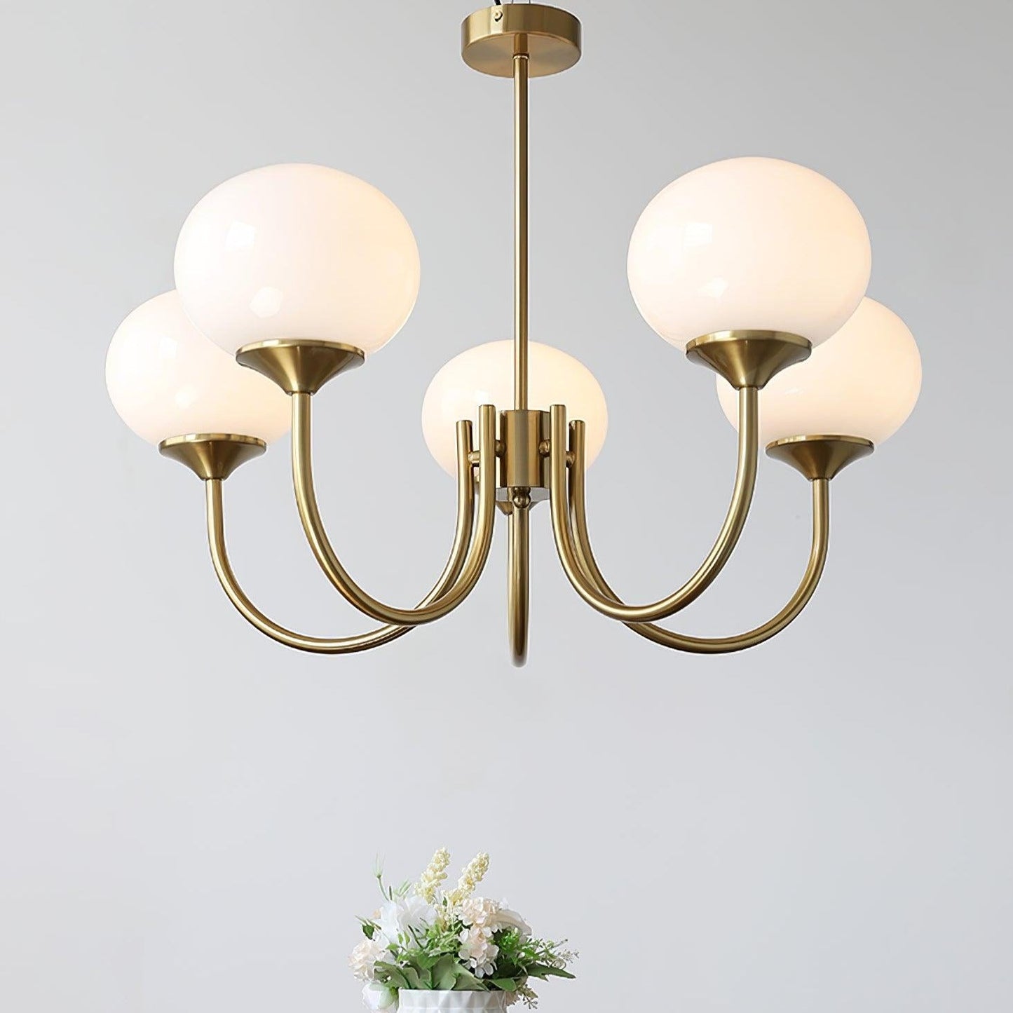 Marshmallow Chandelier – Modern Elegance in a Statement Design