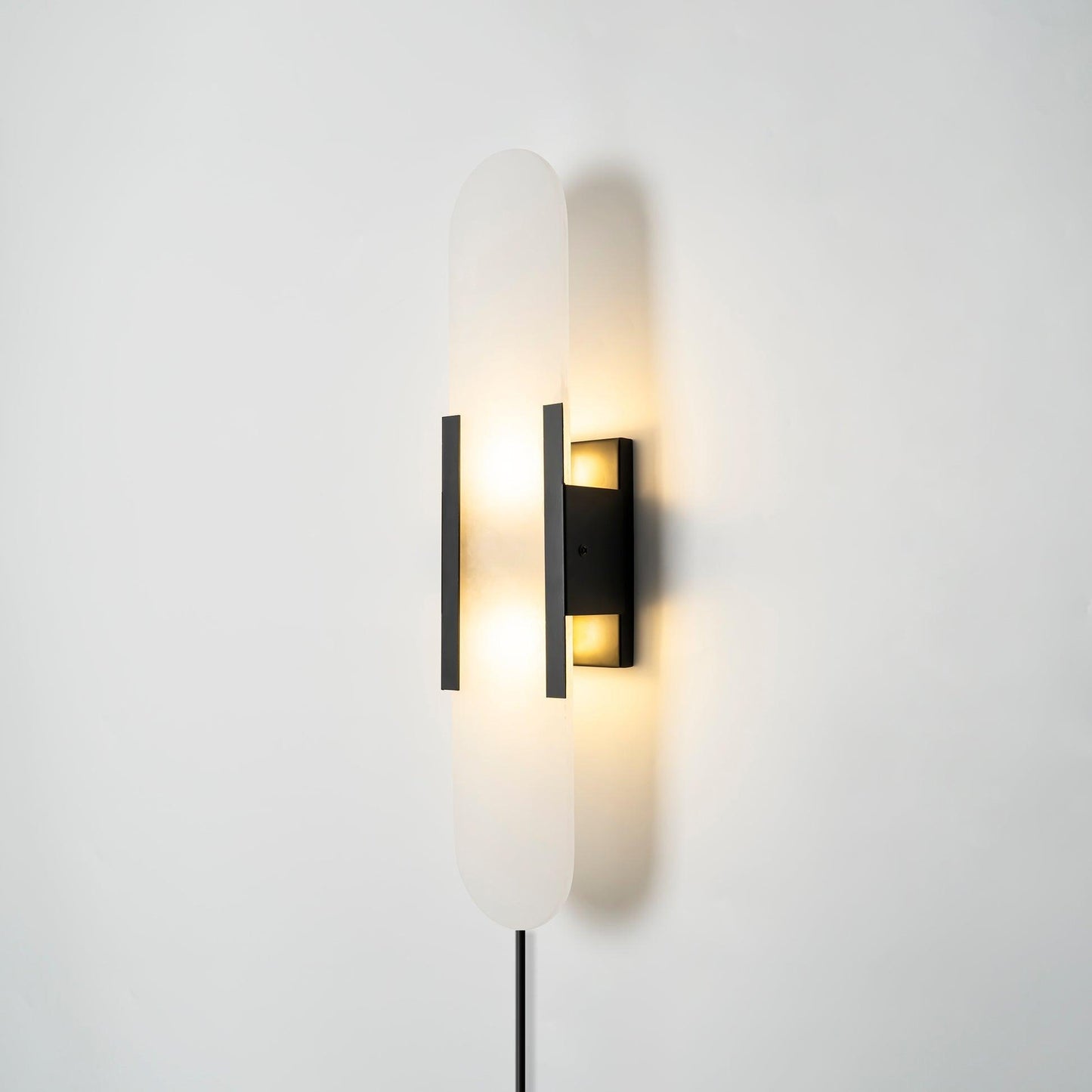 Melange Elongated Plug-in Sconce LED Wall Light Brass Accent