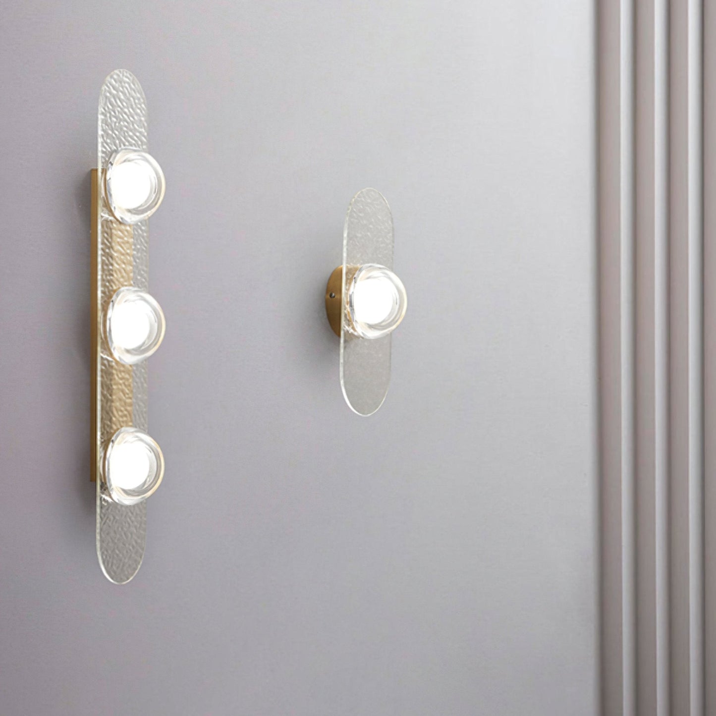 Modulo Brass Wall Light with LED - Elegant Wall Sconce
