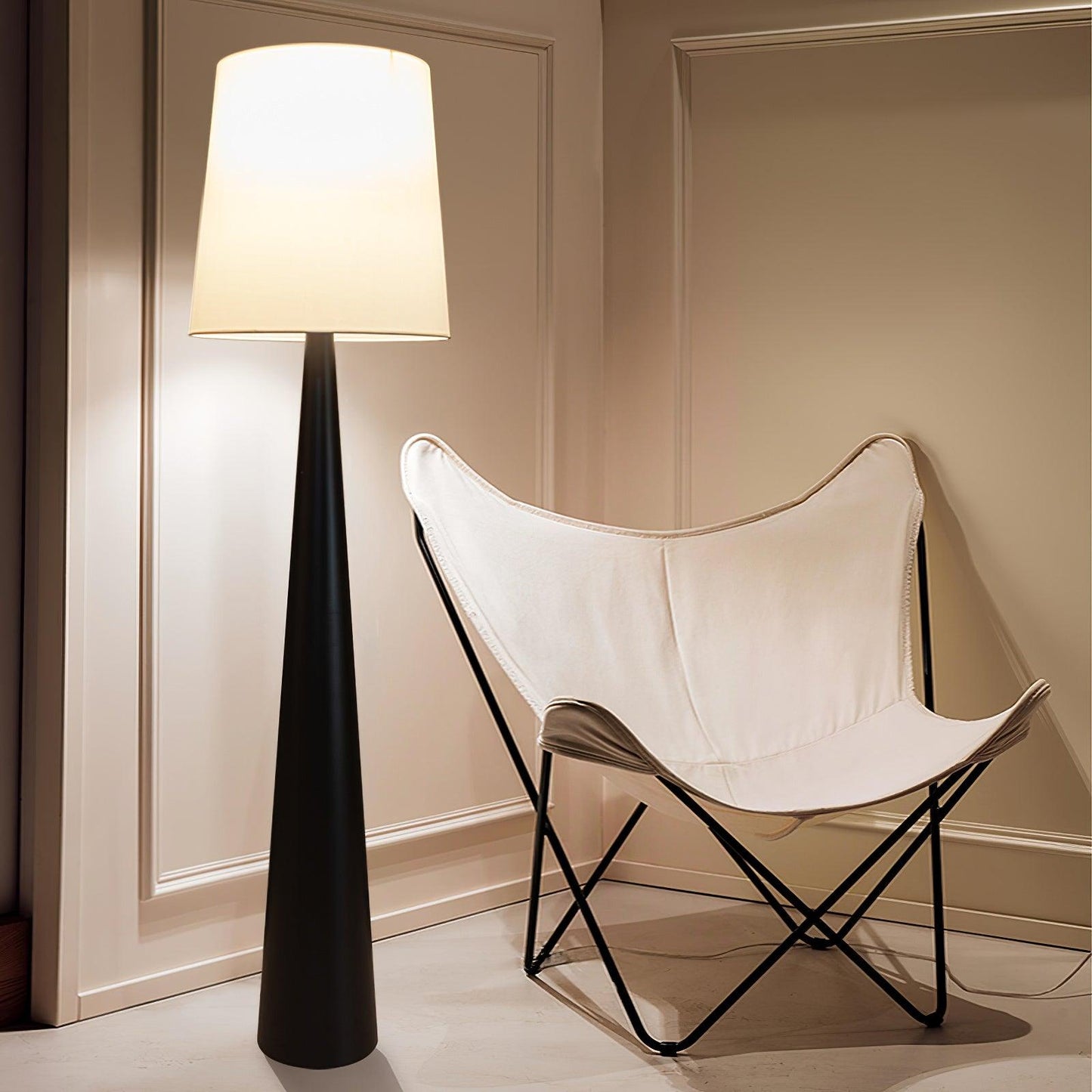 Montenegro Floor Lamp - Black Iron LED Indoor Lighting