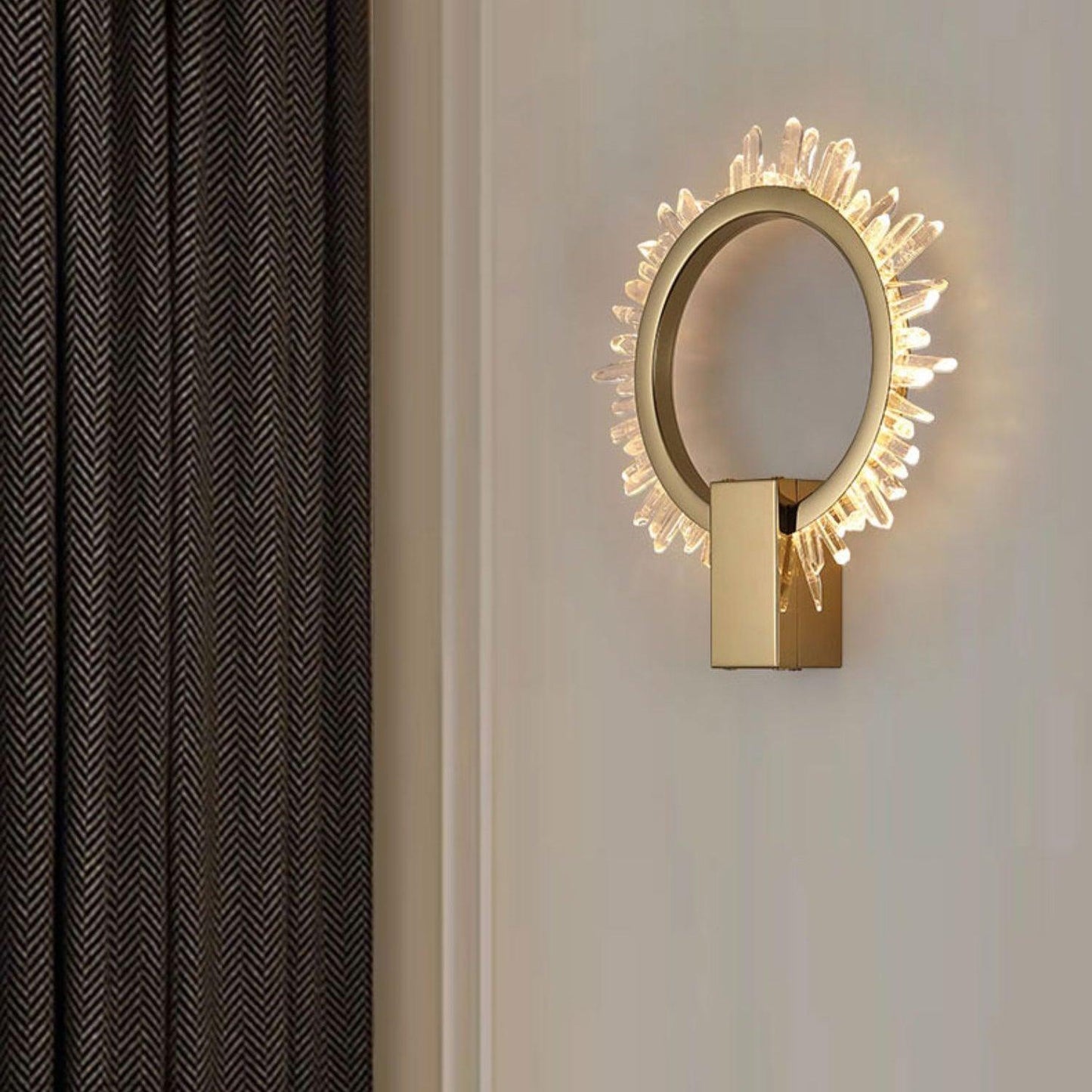 Natural Crystal Wall Lamp - Modern LED Indoor Lighting