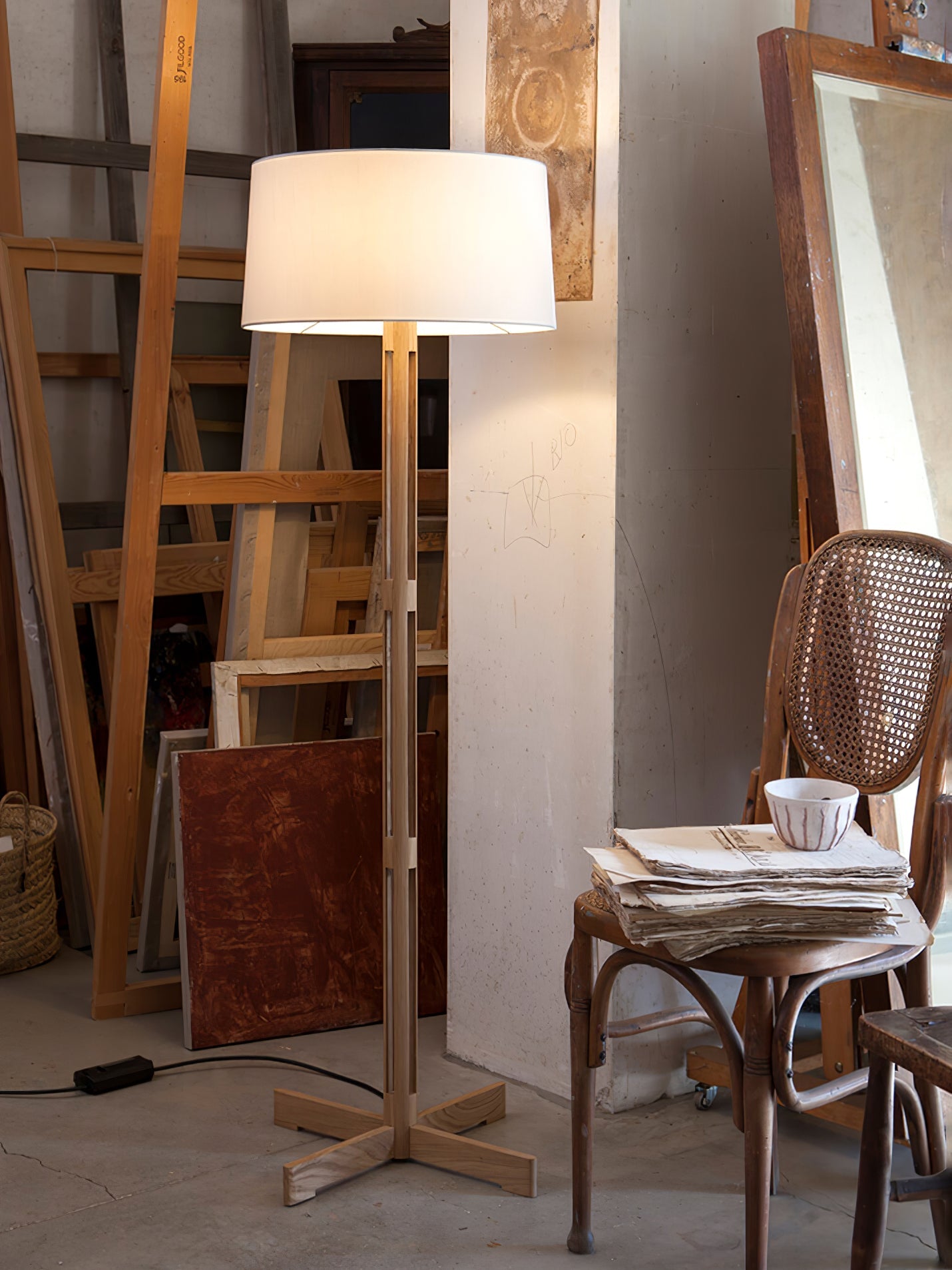 Nordic Frame Floor Lamp - LED Wooden Design for Indoors