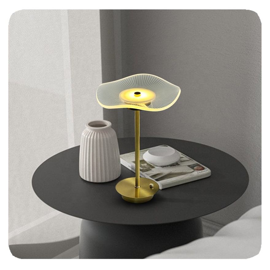 Moderne LED Table Lamp - Dimmable, Stylish Design, Energy Efficient