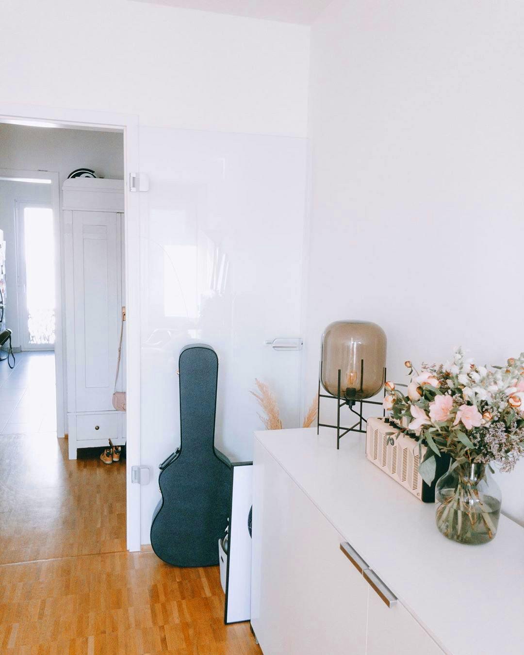 Oda Floor Lamp with Hand Blown Glass, LED, Indoor Use