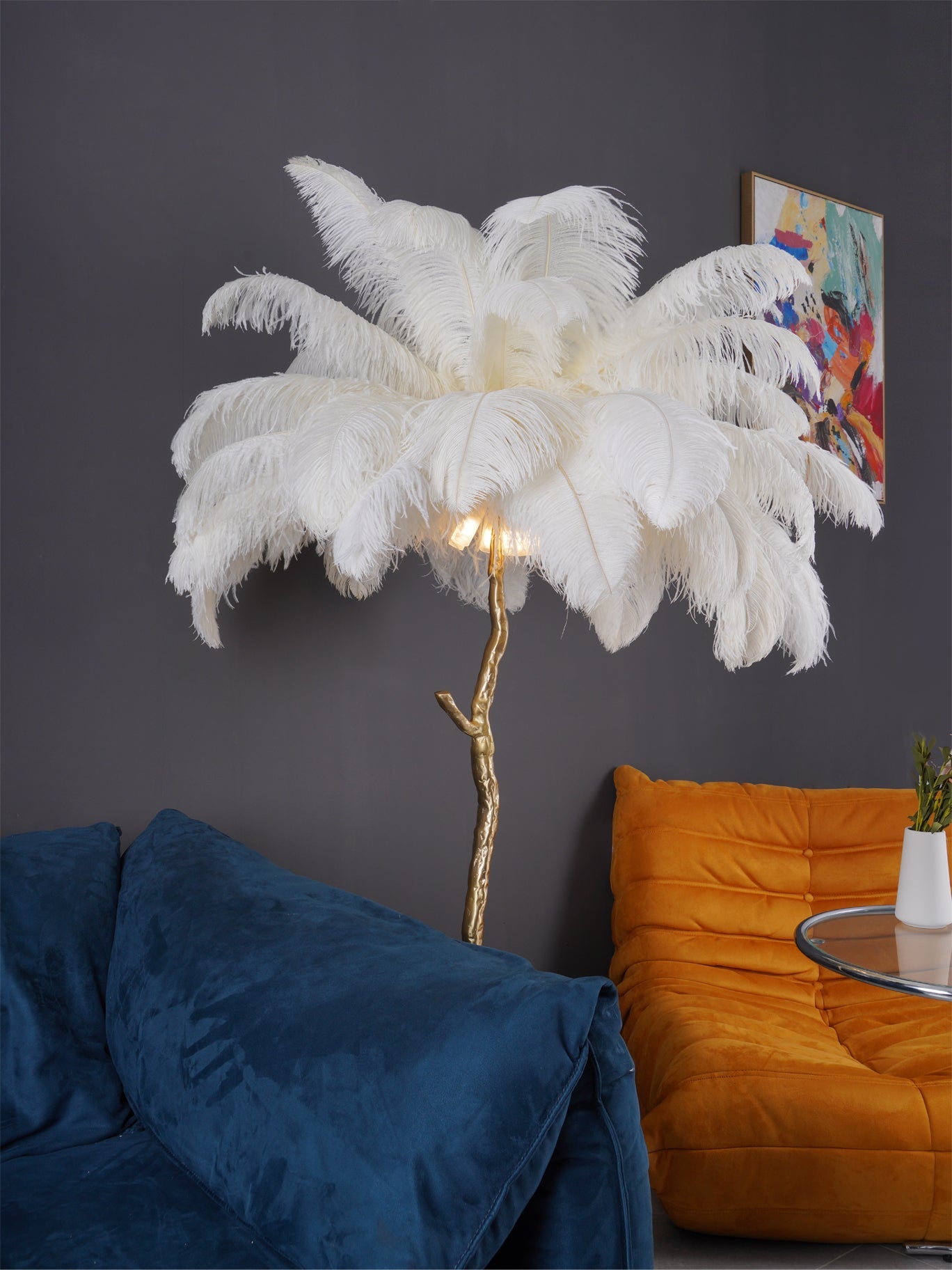 Ostrich Feather Brass Floor Lamp - Luxury Indoor Lighting