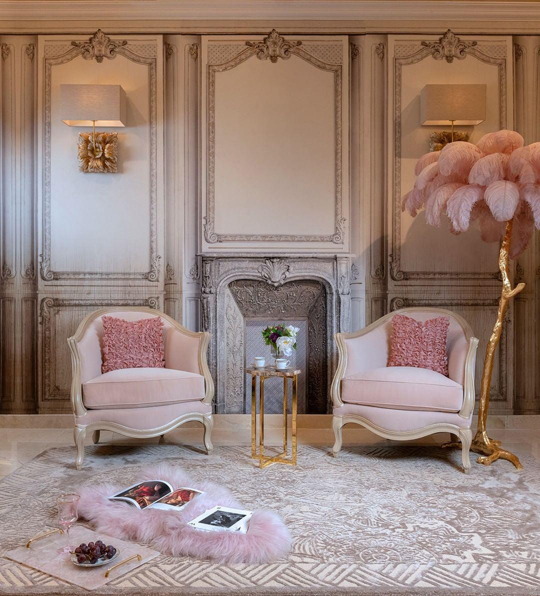 Ostrich Feather Brass Floor Lamp - Luxury Indoor Lighting