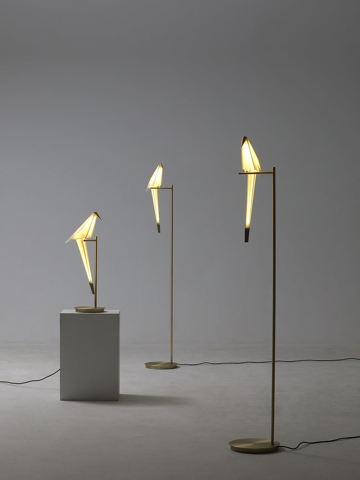 Paper Crane Bird Floor Lamp with Integrated LED Light