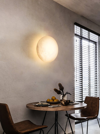 Pebble Alabaster Wall Light - Dimmable LED Indoor Lamp
