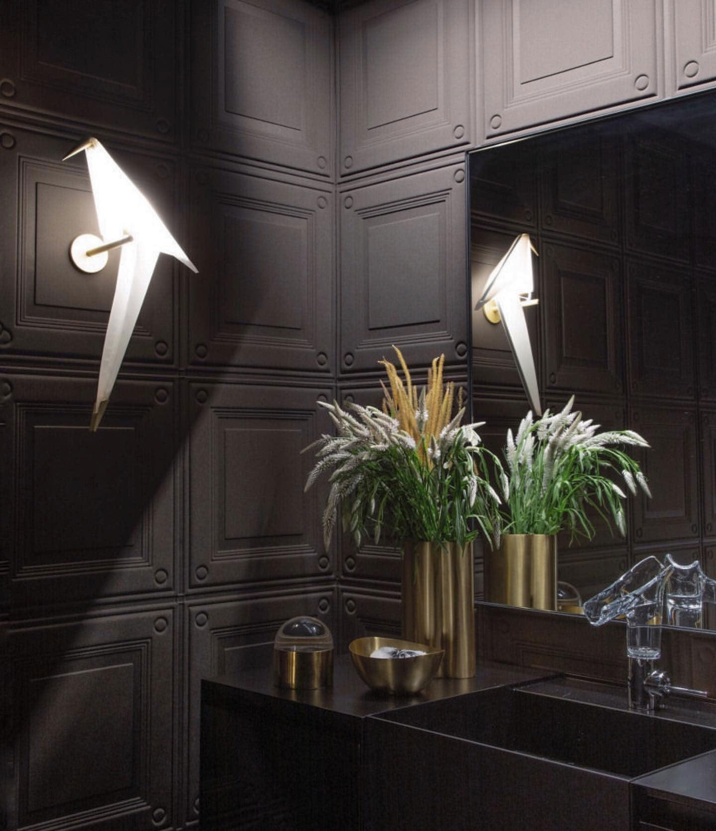Avian Serenity Wall Lamp - Adjustable LED Indoor Light