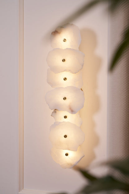 Petra Alabaster Wall Lamp - Modern LED Indoor Lighting