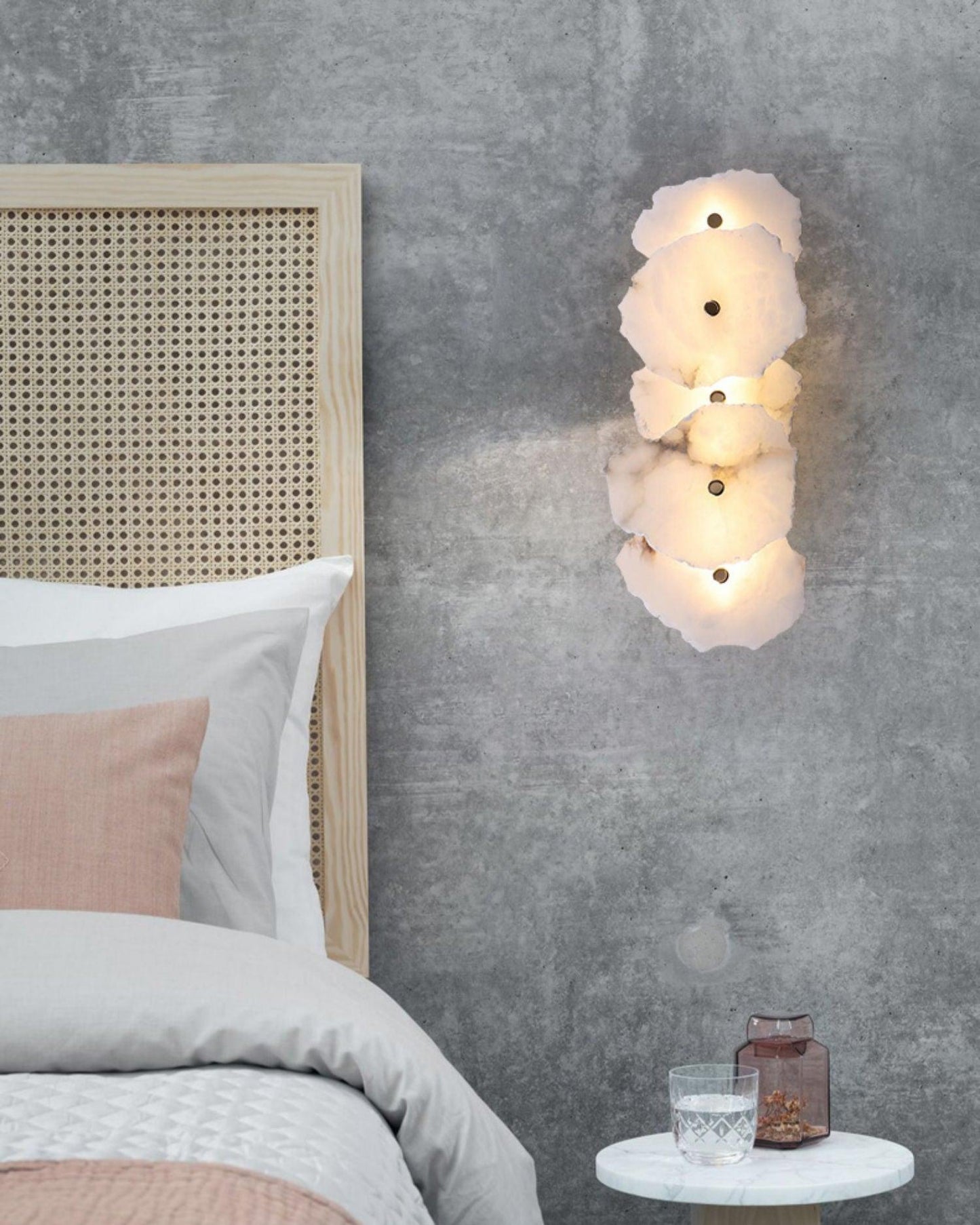 Petra Alabaster Wall Lamp - Modern LED Indoor Lighting