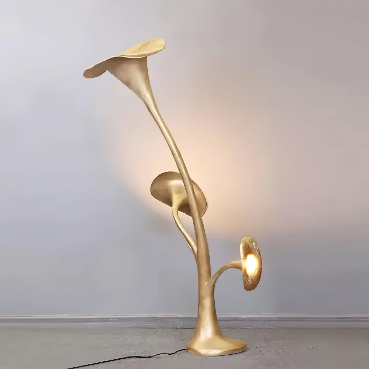 Petunia Sculpture Floor Lamp with Dimmable LED Light