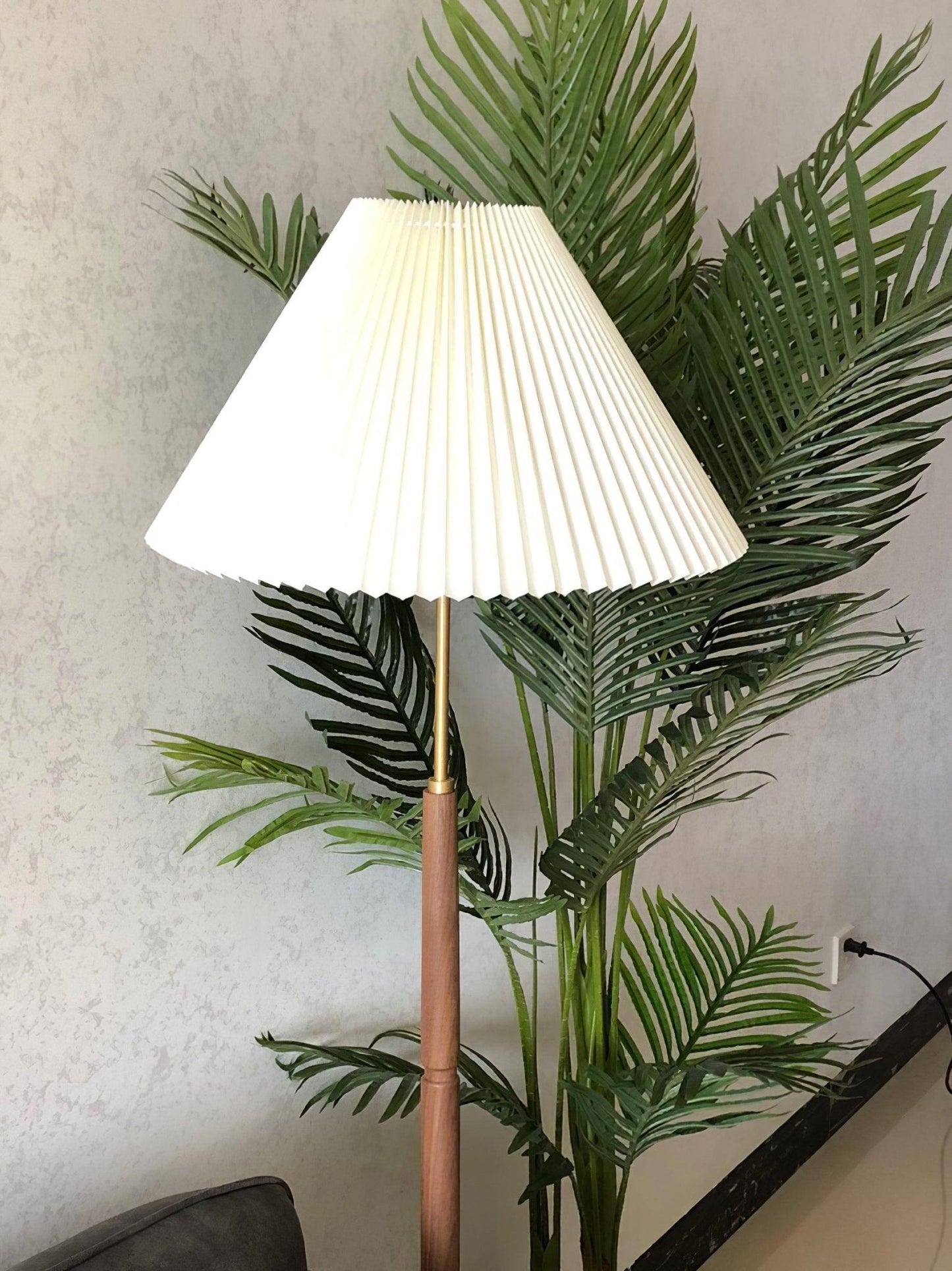 Pleated Floor Lamp - Elegant LED Design, Indoor Use, Wood Base