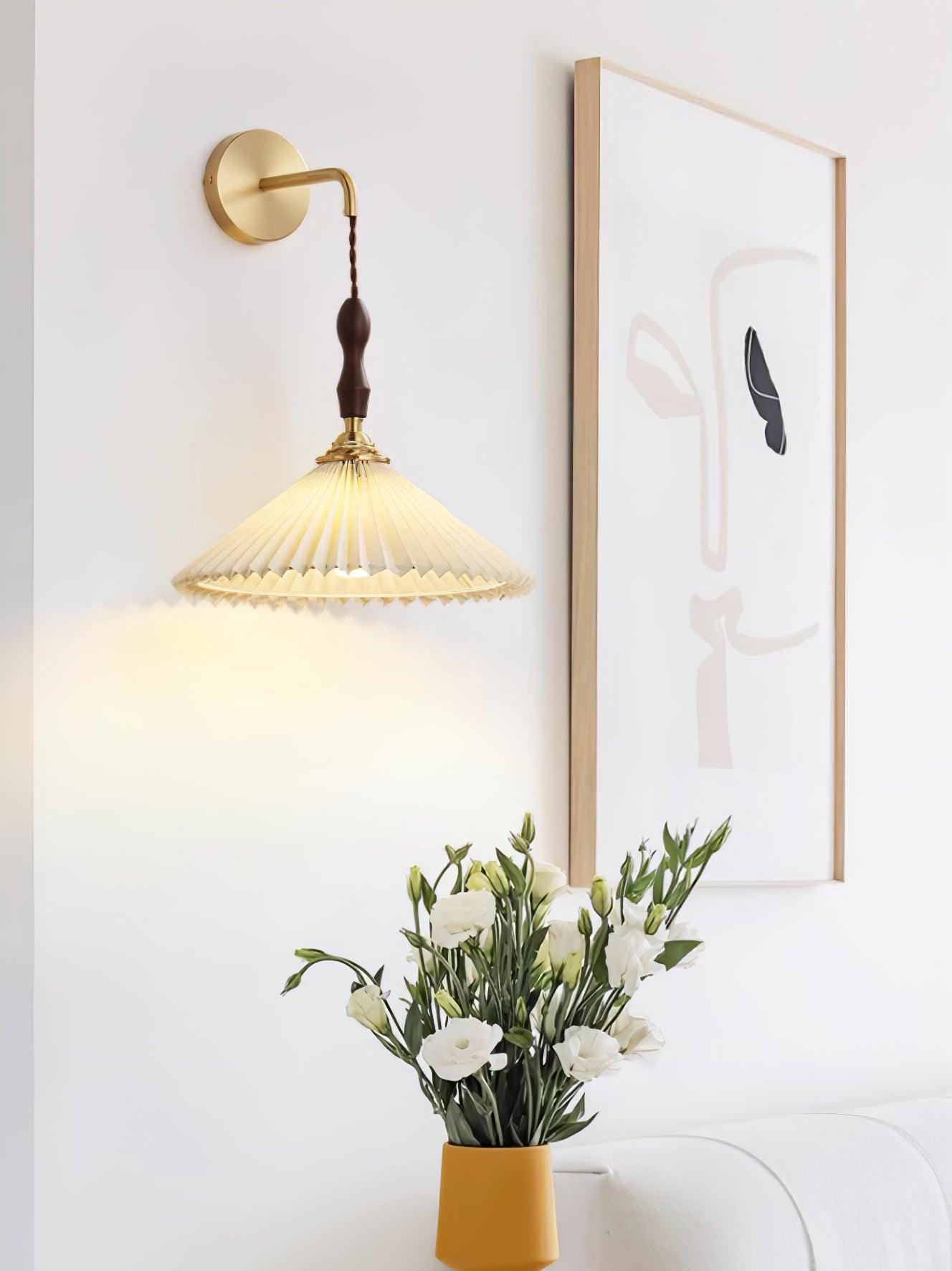 Pleated Wooden Wall Lamp - Stylish LED Indoor Lighting