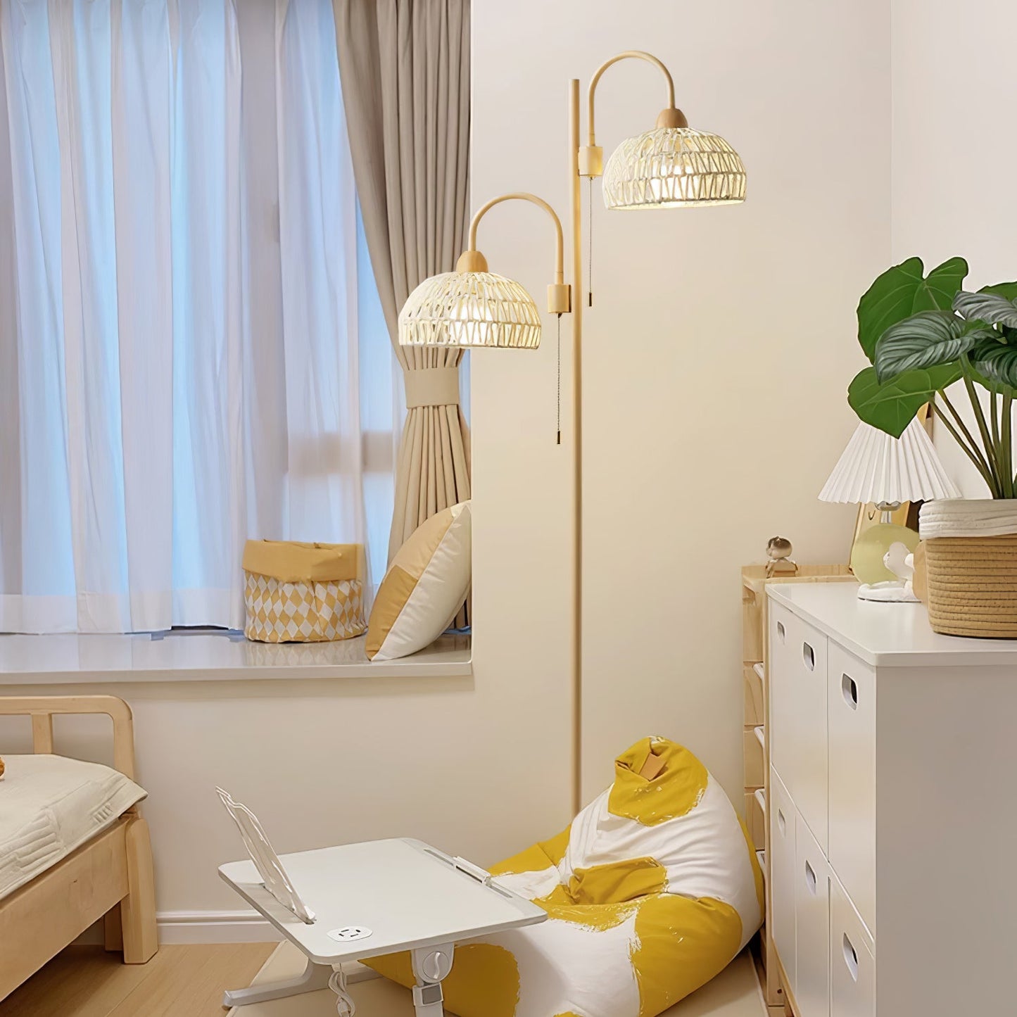 Rattan Arch Floor Lamp - Stylish Beige Indoor Lighting